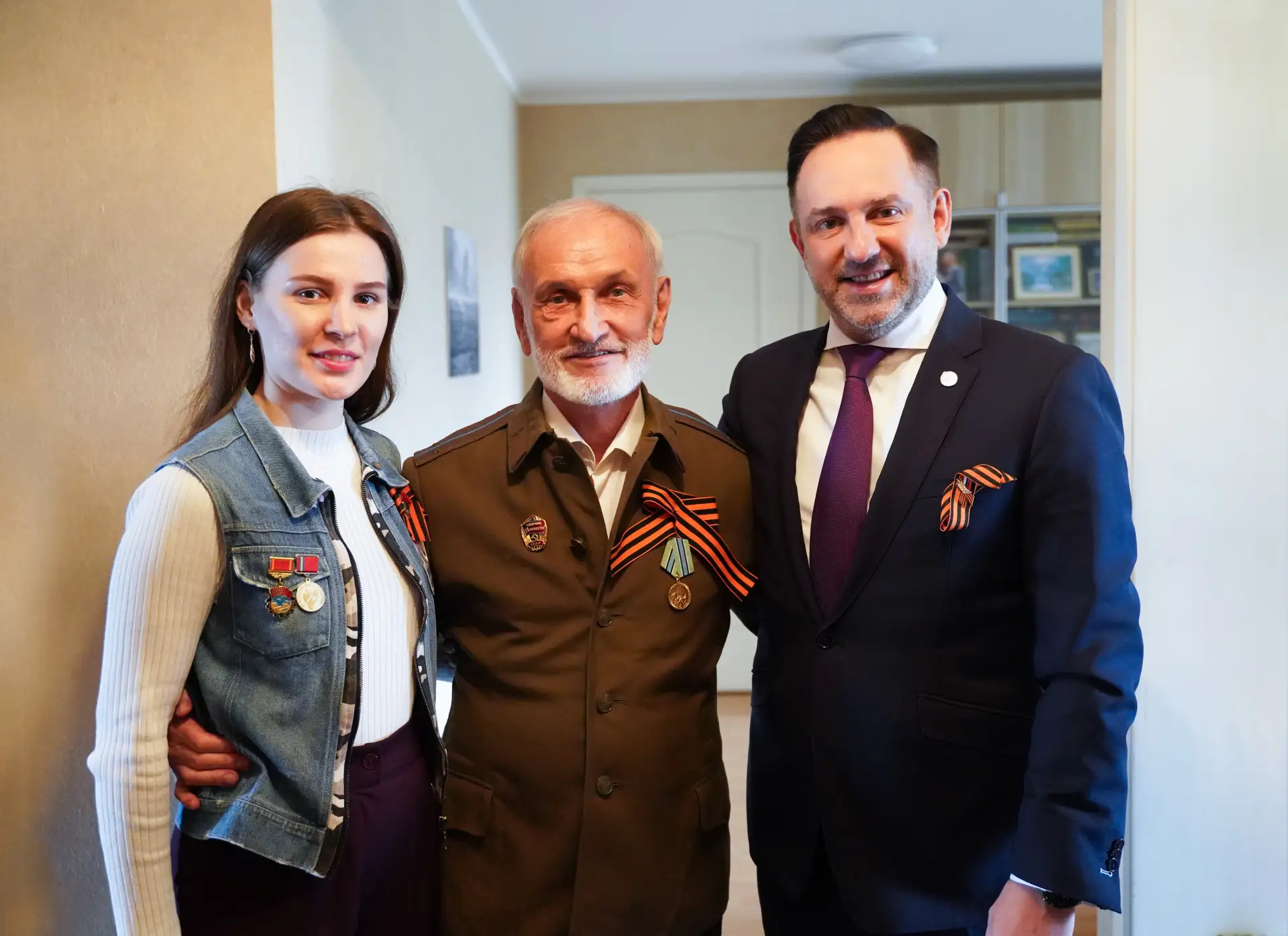 9 мая совсем скоро! 

В эти дни поздравляю детей войны, встречаюсь с нашими настоящими и бывшими сот