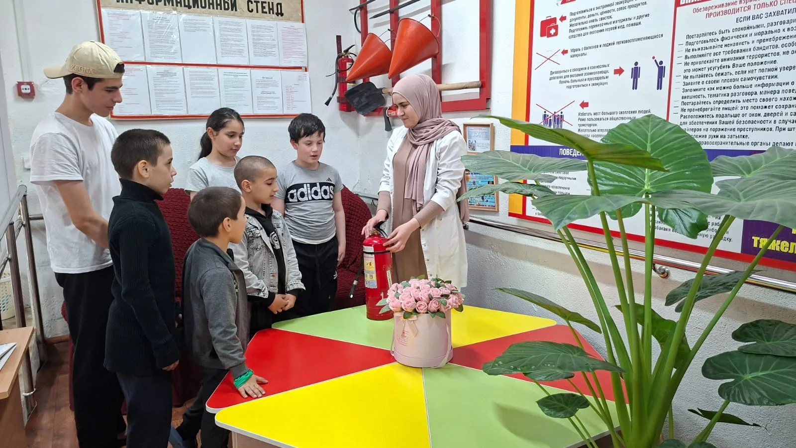 ✅Специалист по работе с семьей Джамиля Муталибова провела с детьми беседу по пожарной безопасности, 