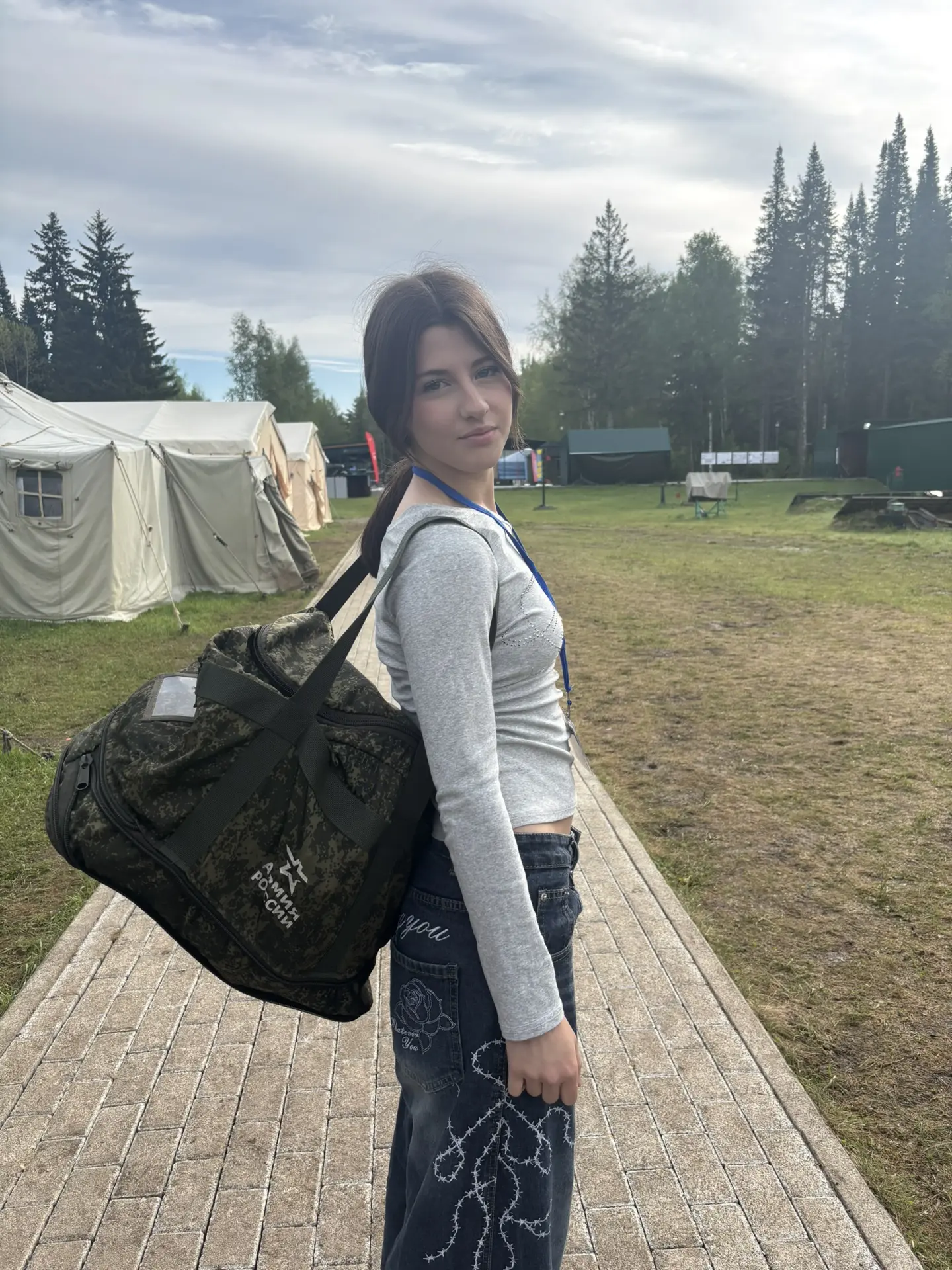 Как правильно собрать тревожный рюкзак: чек‑лист от военкора 🎒⛑️

Что положить в рюкзак:

Документы