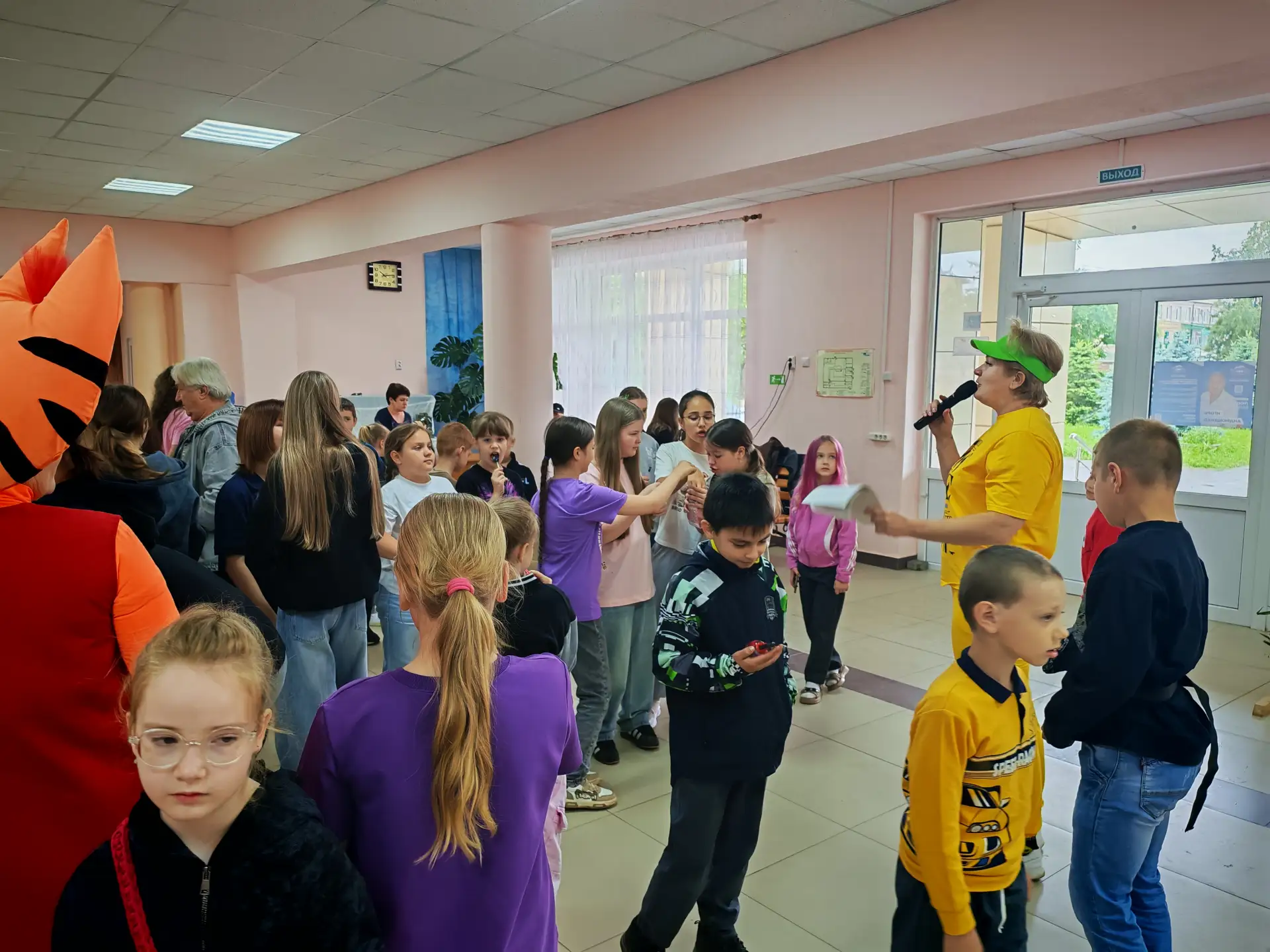 1 июня в МУК «Сотниковский Дворец культуры» проведена игровая развлекательная программа «Здравствуй 