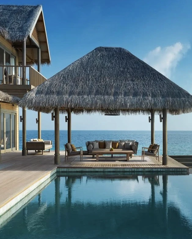 Vakkaru Maldives 5* — классика Мальдив для настоящих ценителей 🇲🇻

Отель находится в атолле Баа (з