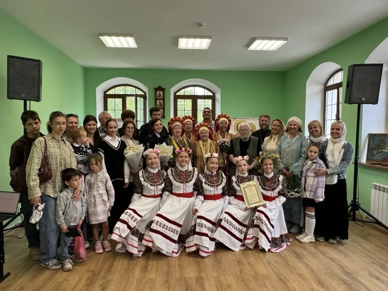 Сердечно поздравляем вас с Днем памяти благоверных Петра и Февронии — праздником семьи, любви и верн