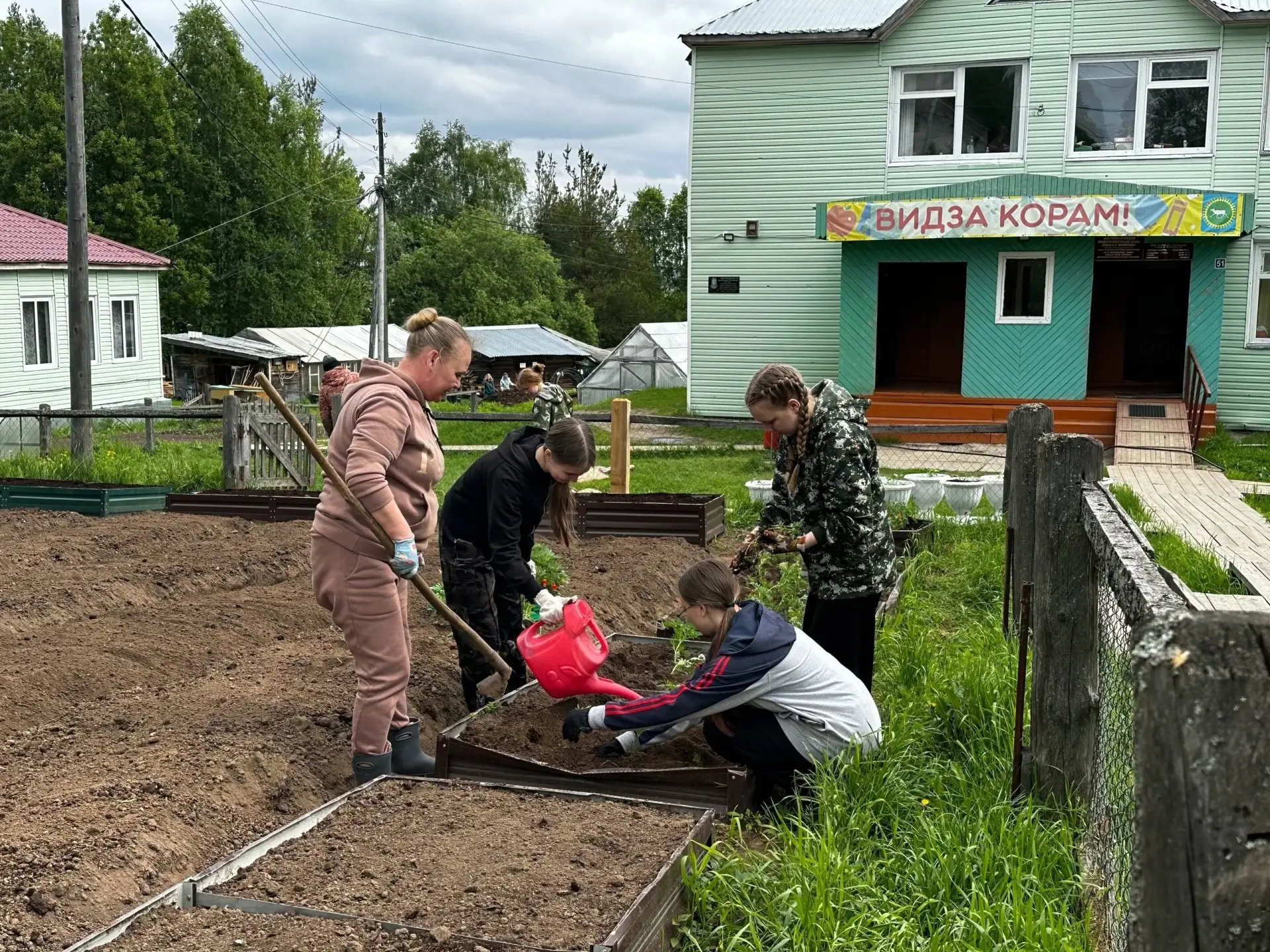 🌱 Развитие Бакура: новые возможности для детей и молодёжи!

Министр сельского хозяйства и торговли 