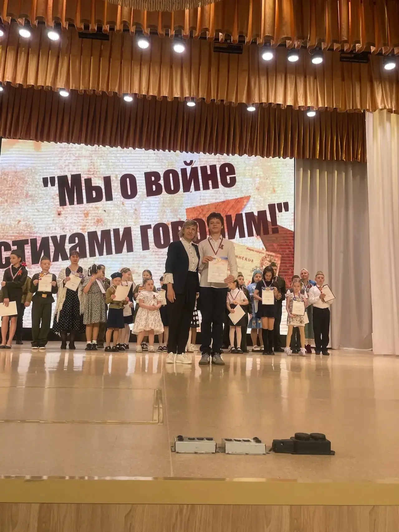 Поздравляем Глеба Федиско — участника кружка художественного чтения «Алые паруса» — с блестящим резу