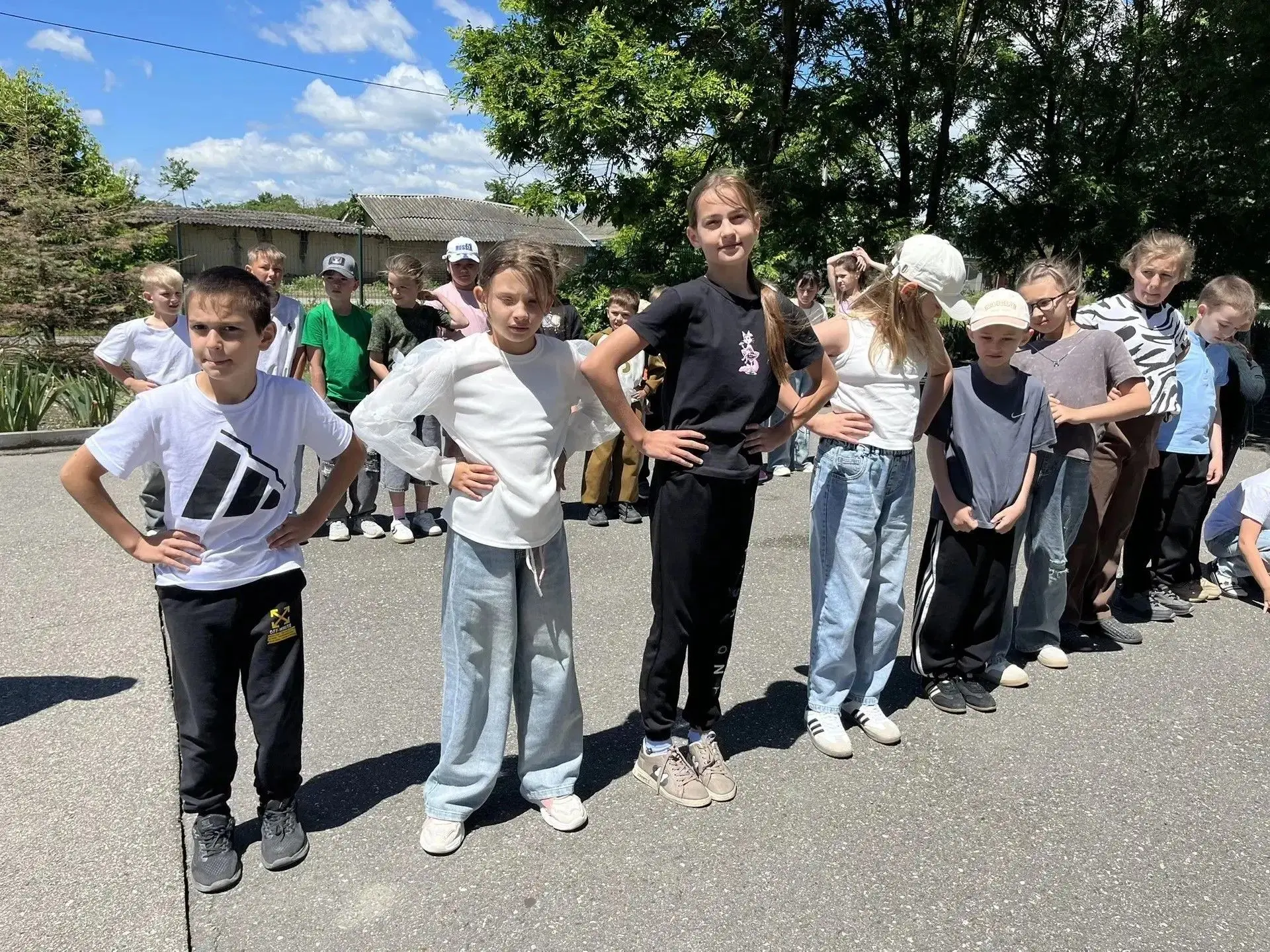 3 июня в нашем пришкольном лагере "Колокольчик" прошел настоящий праздник спорта и веселья – Веселые