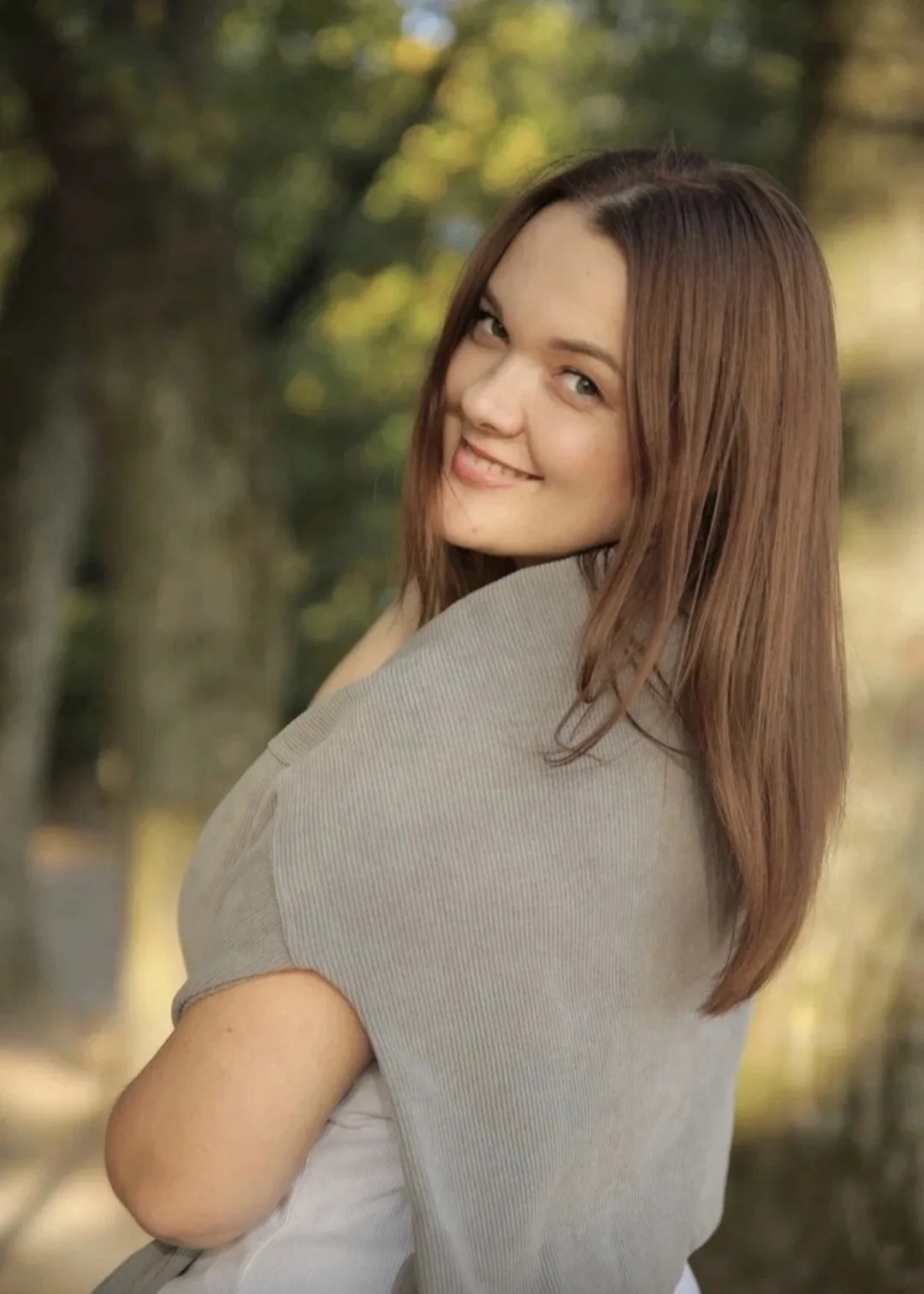 Уважаемая Анастасия Сергеевна!

Коллектив МБУ «Детчинский дом культуры» от всей души поздравляет Вас
