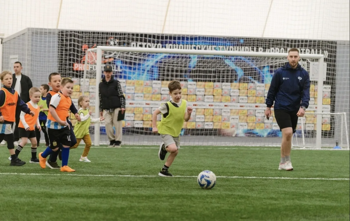 17.05.2026 в манеже  PROFootball cостоялся футбольный турнир клуба "Сибиренок". В  игре приняли учас