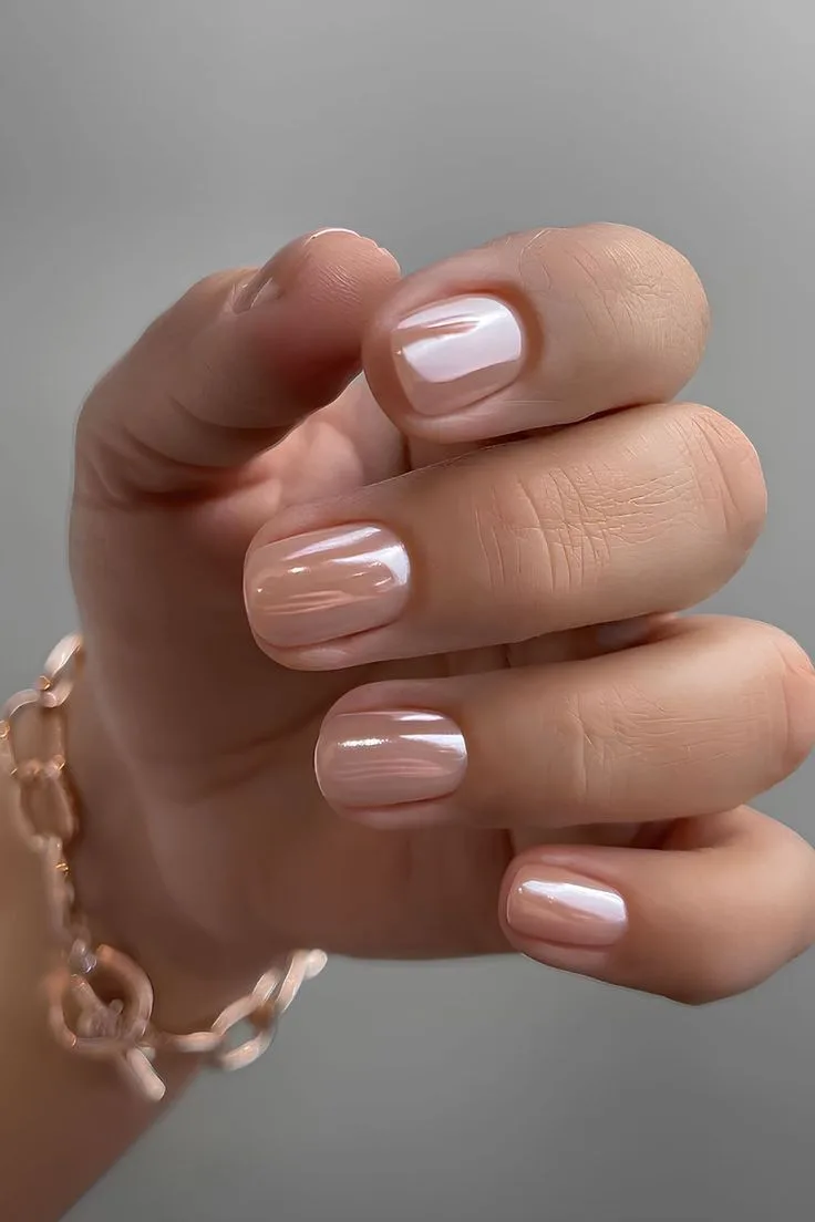 Нежный нюд 😍✨

Сезонный маникюр💅
Подпишитесь👇
