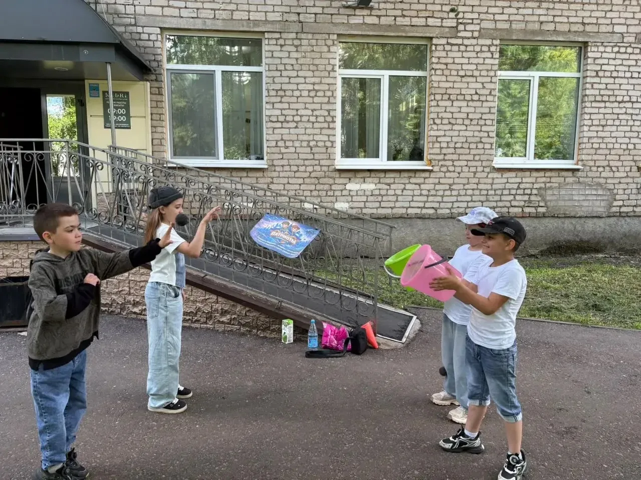 🇷🇺 Когда мы вместе — мы НЕпобедимы!🇷🇺

Сегодня в пришкольном лагере МБОУ СОШ №13 прошло яркое сп