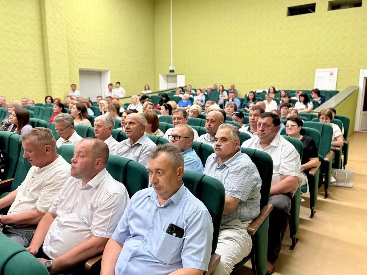 Глава Клюквинского сельсовета Курского района Виктор Лыков принял участие в работе 24-го заседания П