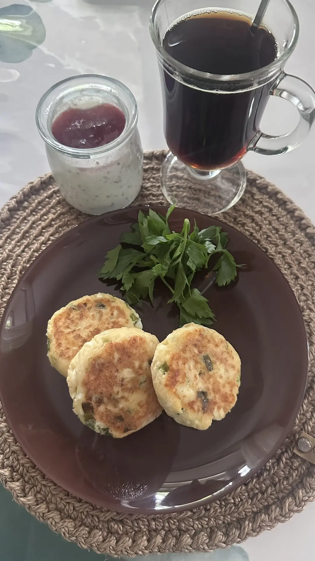 Ленивые пирожки с луком и яйцом - супербелковая бомба😉👍
И моё спасение, когда не знаешь что пригот