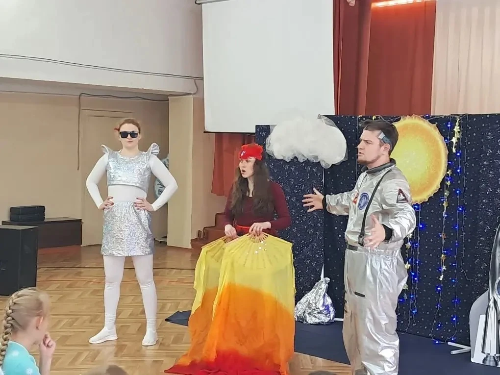 Приключения Юры в космосе: Веселый квест для юных исследователей! 🚀✨

💫 В нашем пришкольном летнем