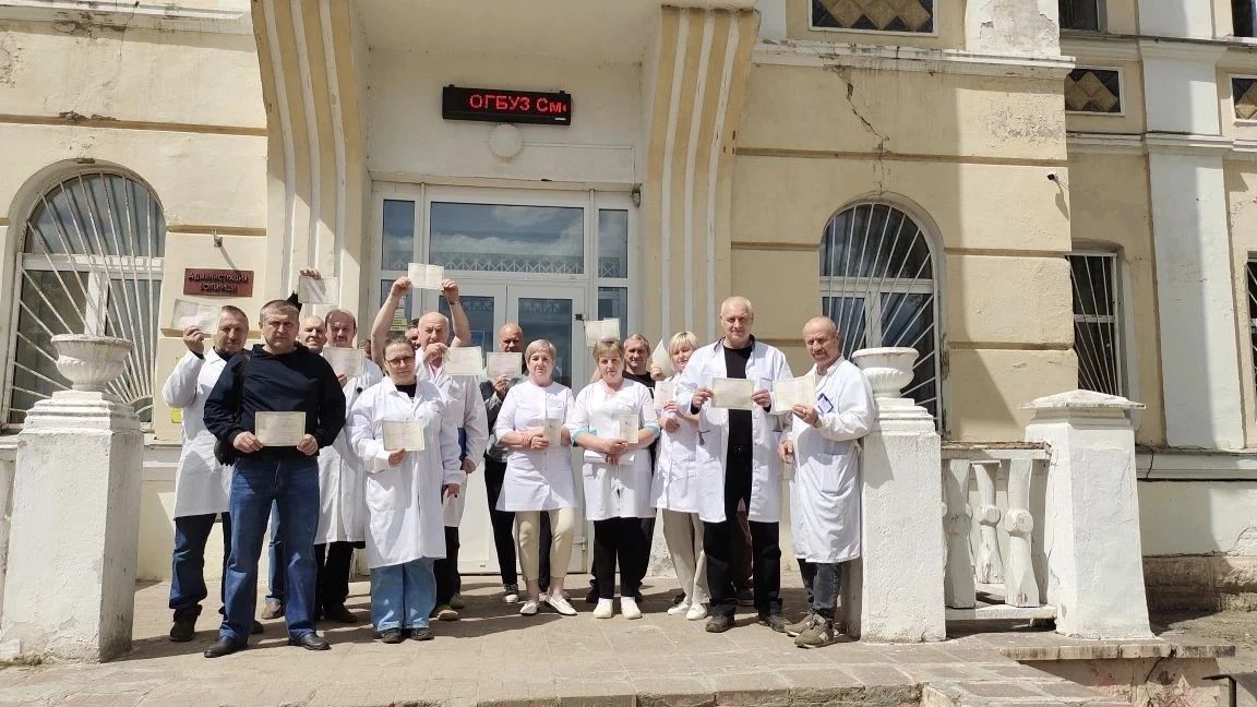 Поздравляем выпускников программы профессионального обучения (переподготовки) «Санитар»!

72 часа ин