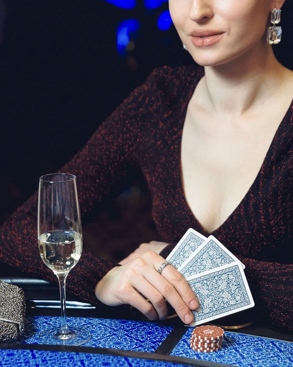 Вторник — это день коротких дел и крупных ставок 🃏

Длинные проекты оставьте на четверг. Во вторник