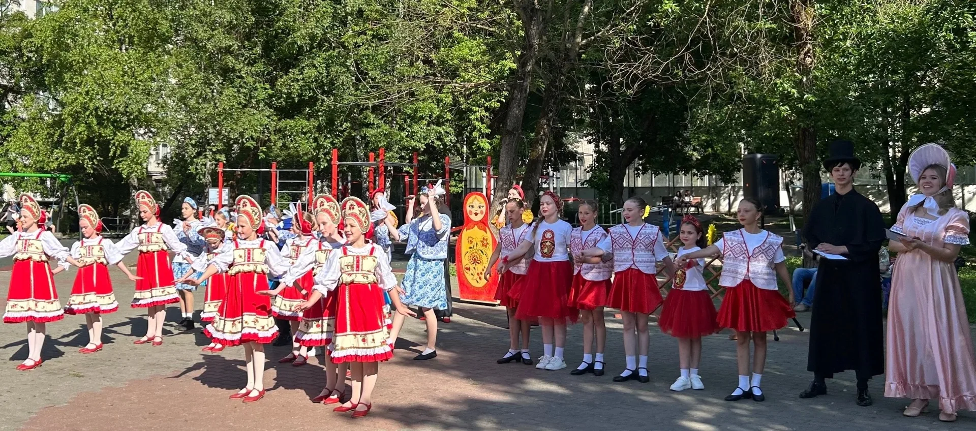🪶 6 июня в Заречье  прошёл Пушкинский день России — 227 лет со дня рождения А. С. Пушкина!

К нам в