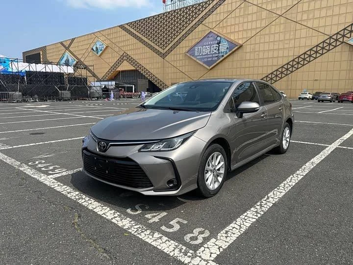 ❗️🇨🇳Две Toyota Corolla на левом руле доступны к приобретению из Китая 

🚘Полноценный глобальный с