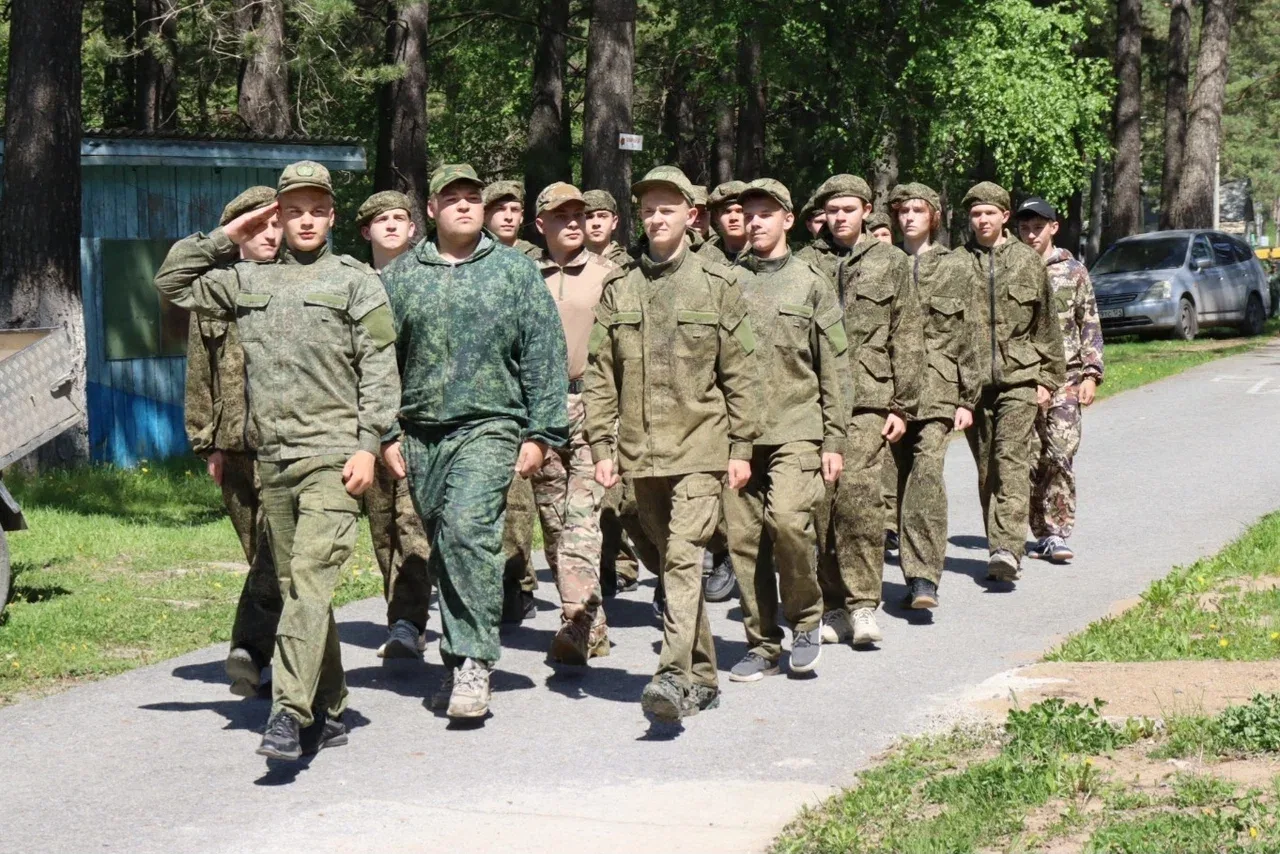 🇷🇺5 июня в ЗОЛ "Спутник" состоялось торжественное закрытие учебных сборов для юношей 10-х классов 