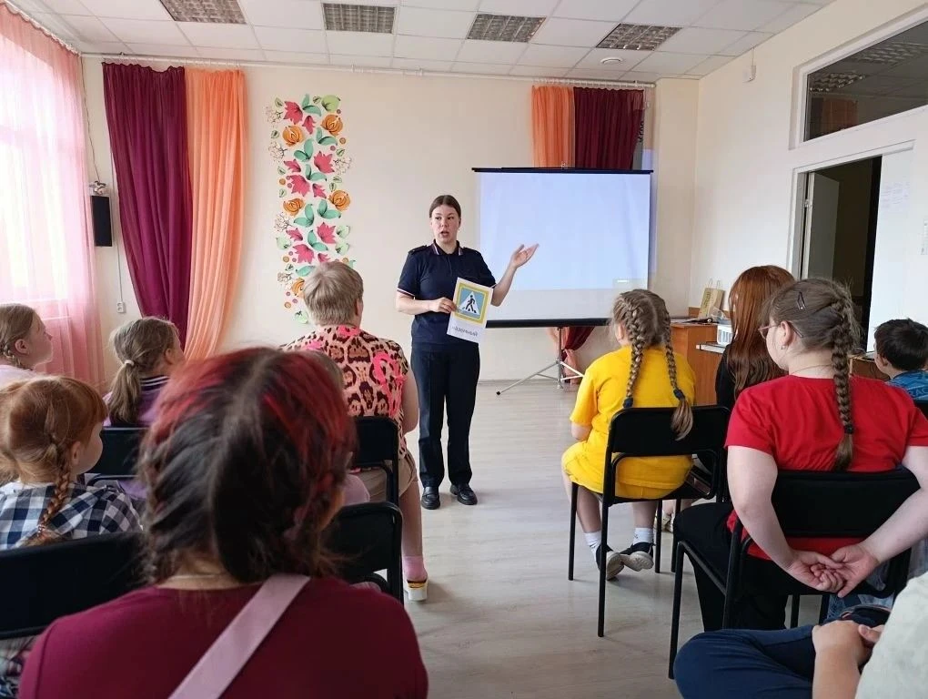 Старт дня «Найди призвание»
8 июня в лагере «Самоцветы» был дан старт дня «Найди призвание». В этот 
