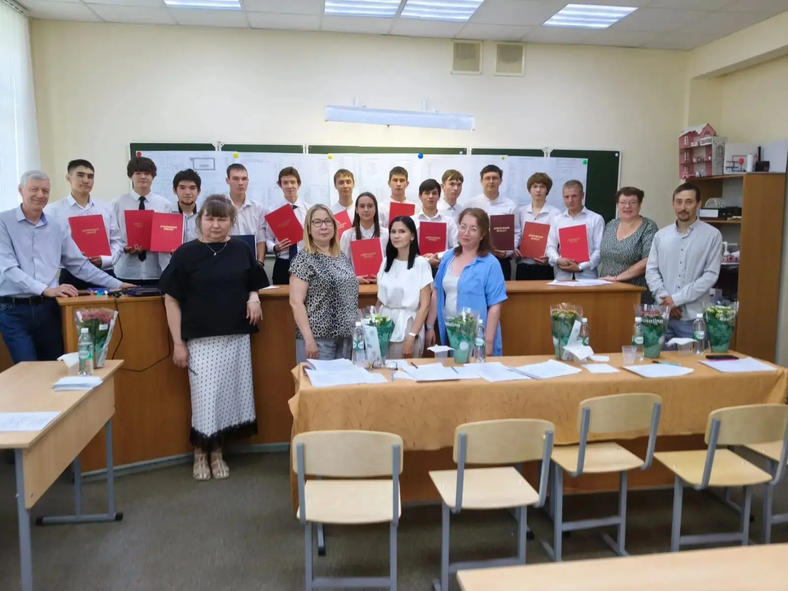 🎓 Защита ГИА: важный шаг к диплому и профессии!

Дорогие выпускники ГАПОУ «Казанский строительный к