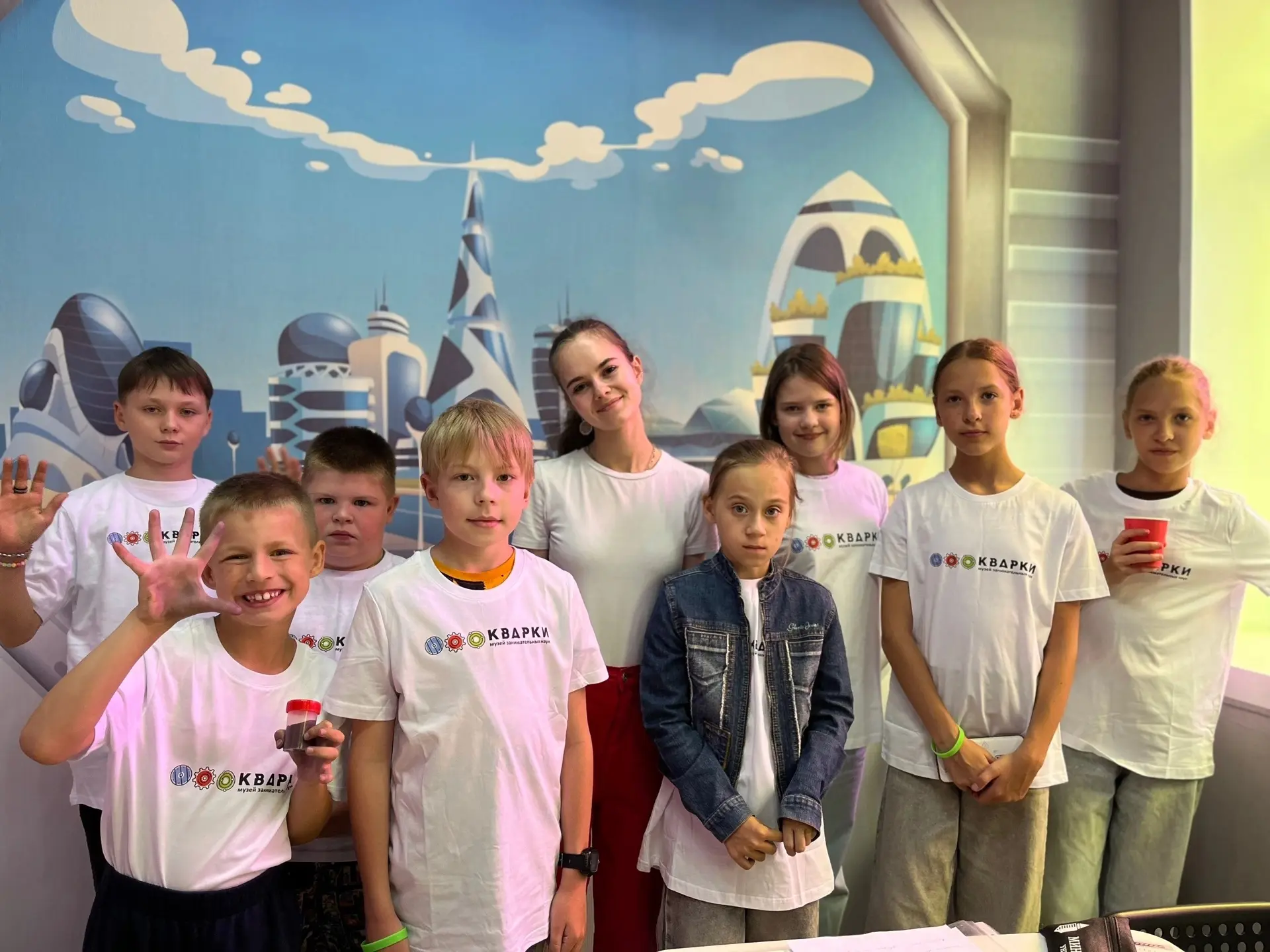 🧪 Лето с пользой в музее «Кварки»! Запись на первую смену открыта 
 
Не знаете, чем занять ребенка 