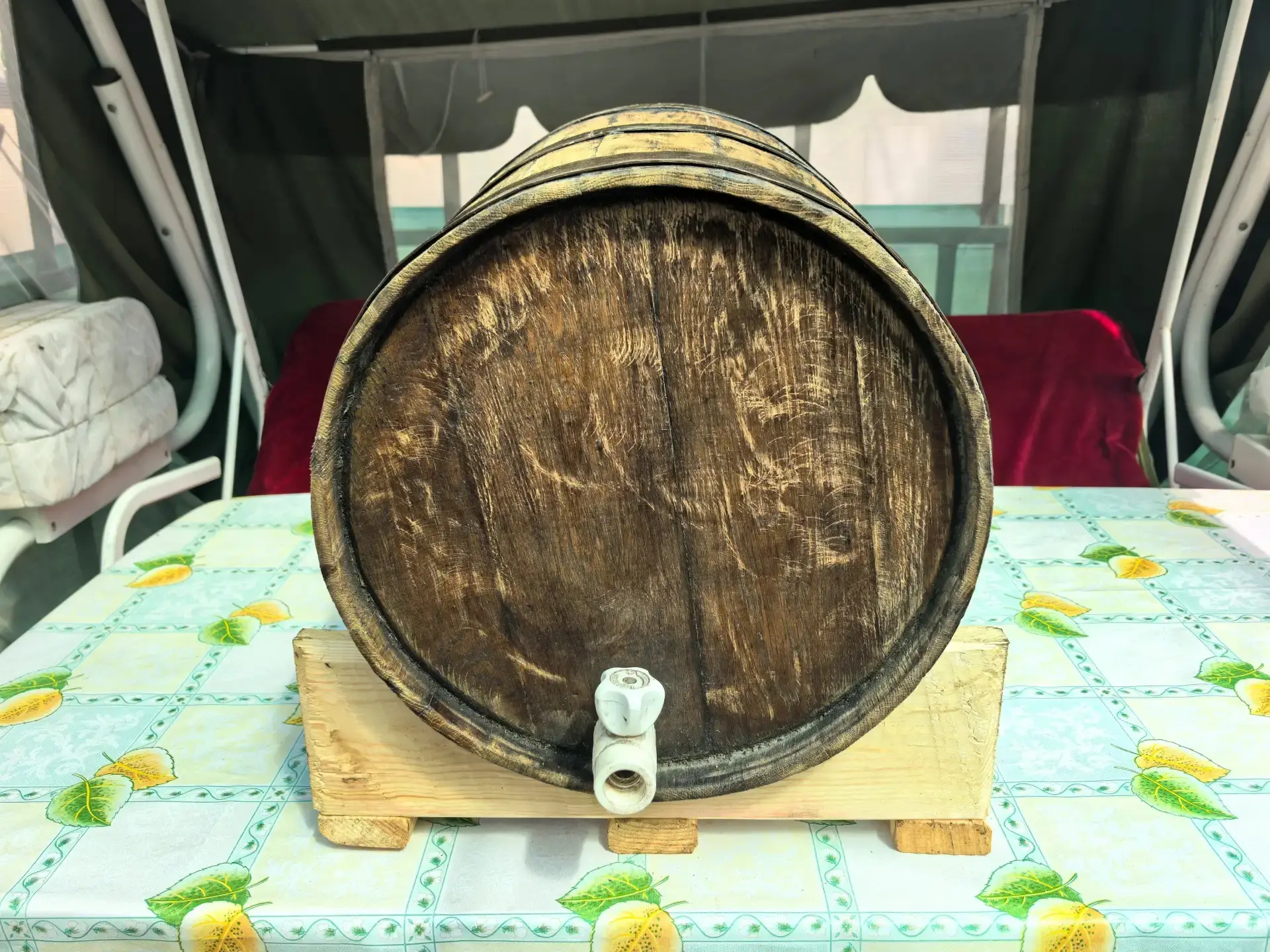 Продам бочку для вина и коньяка, на 50 л, цена 5000, номер: 89225597879

Автор: Николай