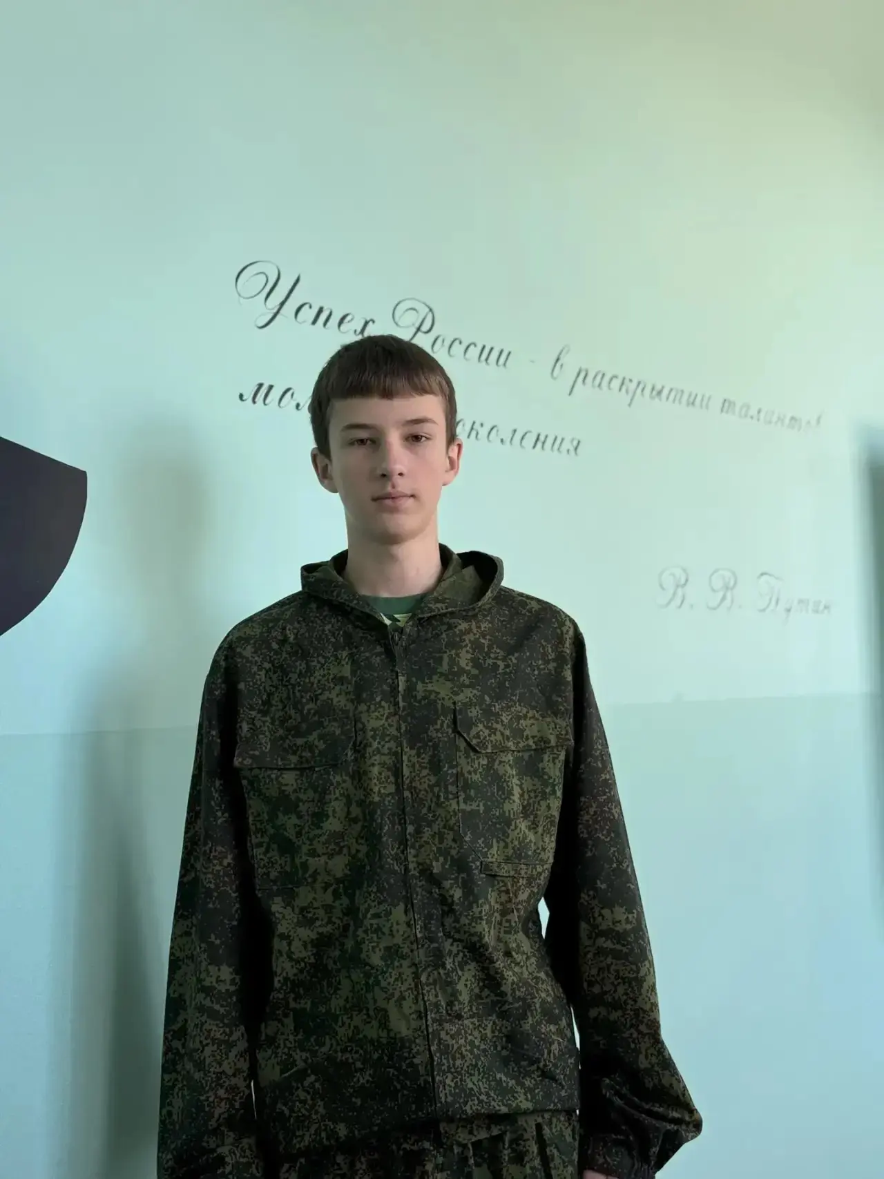 💥 Шаг, пауза, проверка… Готово!
🔎 Антон - сапёр «Зарницы 2.0»: внимательность на максимум, риск — 