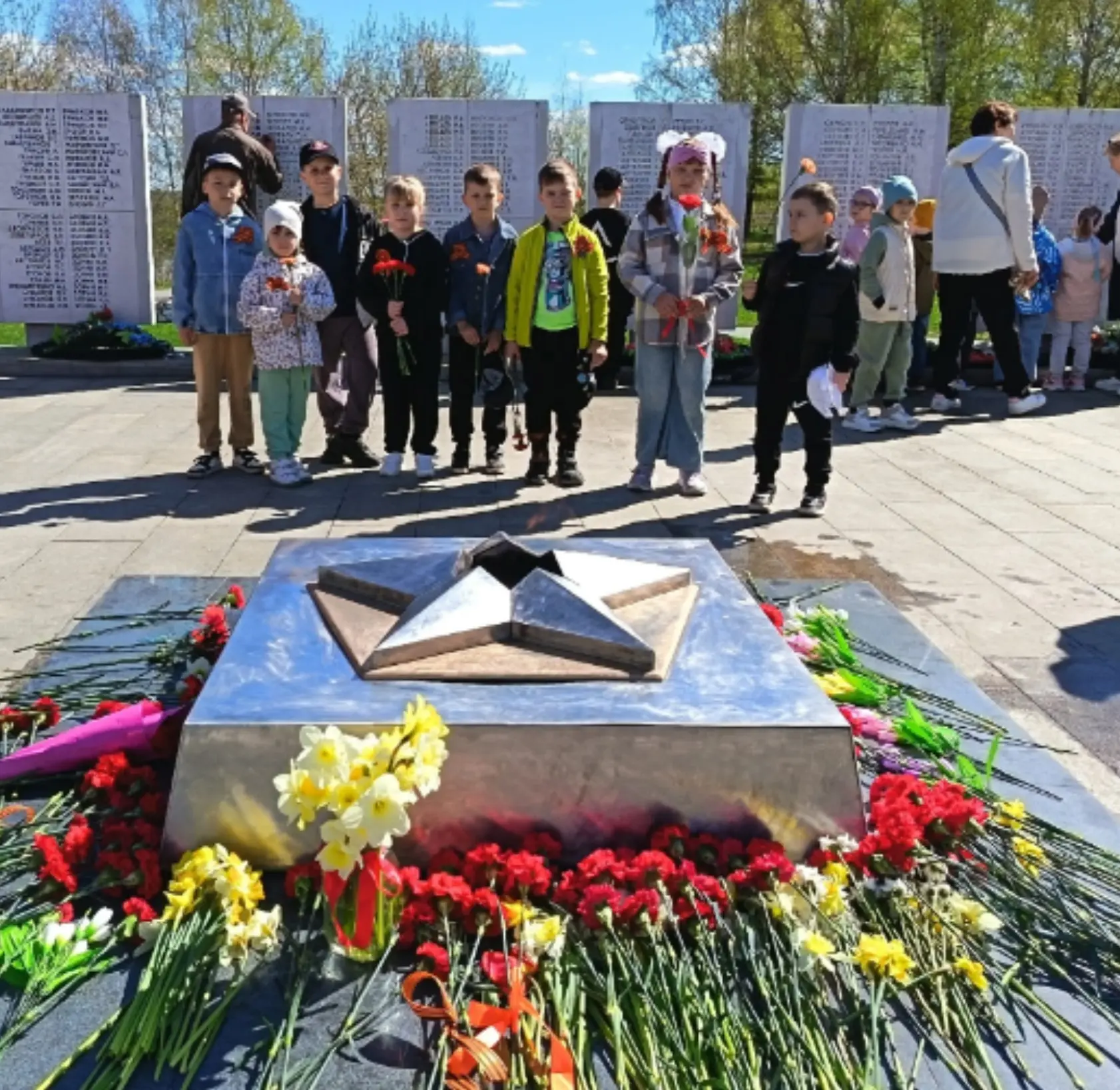 День Победы – это не просто дата в календаре, это глубокое чувство, которое мы передаем из поколения