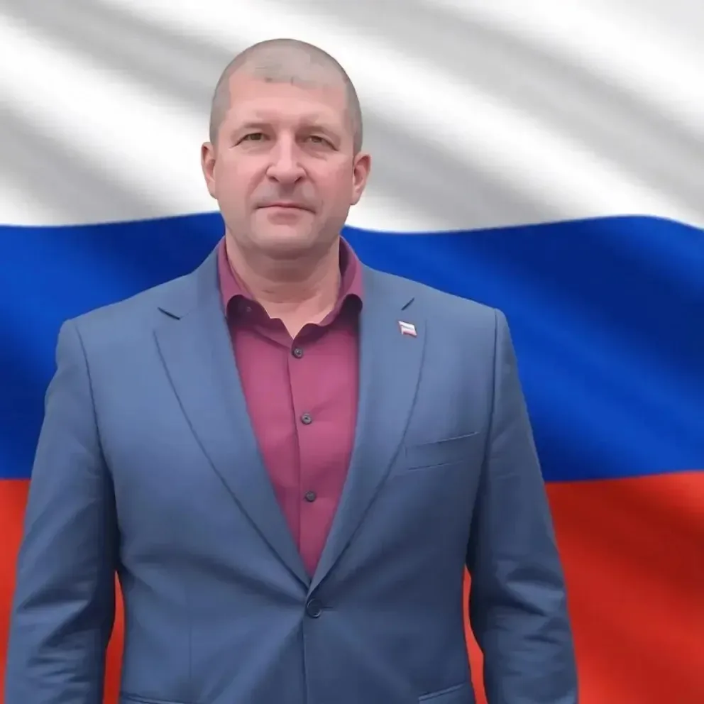Дорогие друзья!

От всей души поздравляю вас с Днём России - праздником свободы, гражданского мира и