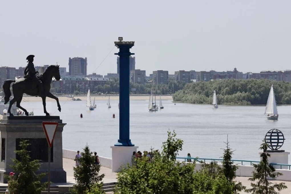 ⛵️ Триколоры на воде: Омск отметит День России торжественным парадом яхт

Завтра, 12 июня, омичи смо