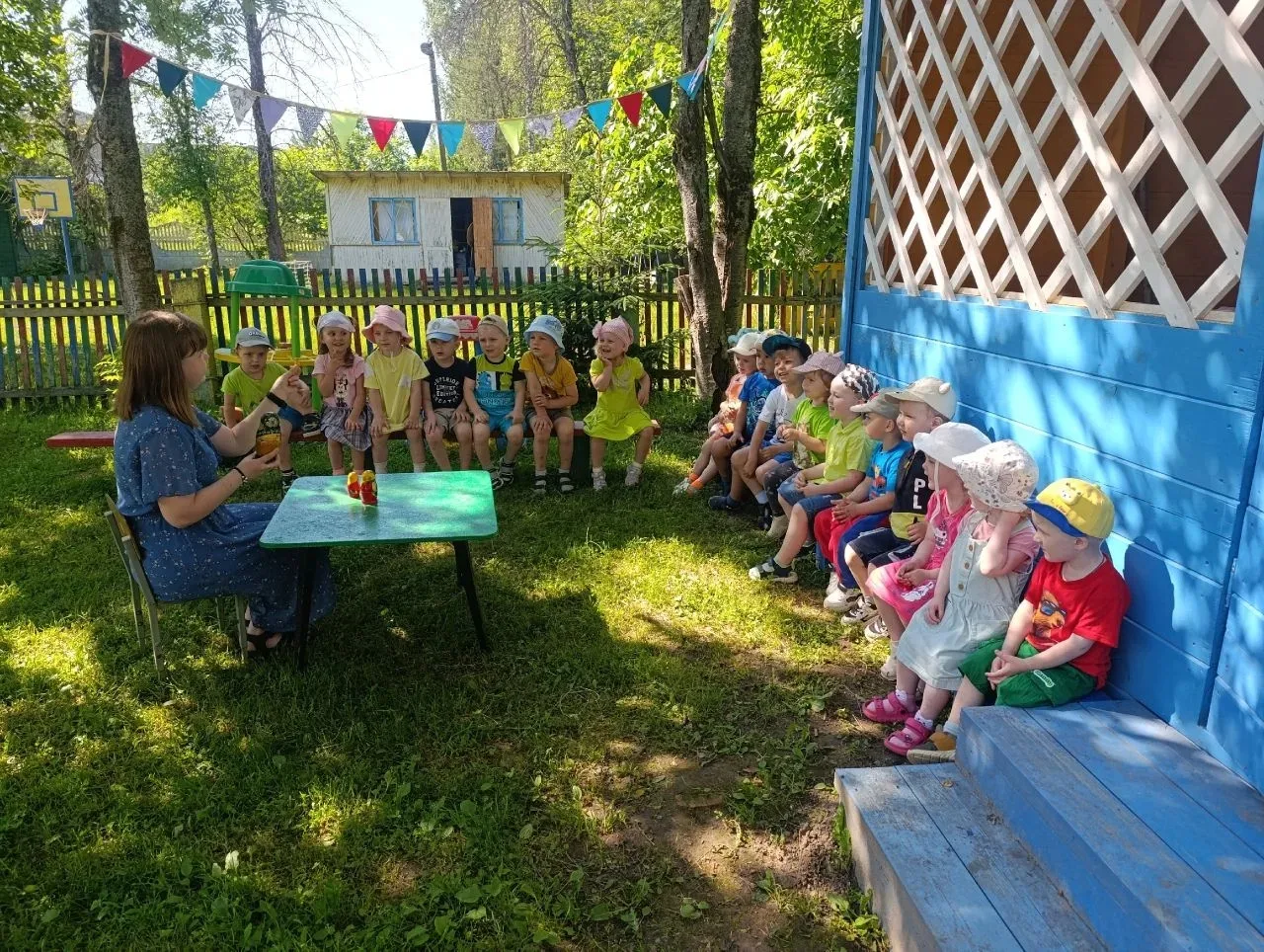 🇷🇺 С 8 по 11 июня в нашем детском саду прошёл увлекательный проект «Мы живем в России»! 🇷🇺

В эт