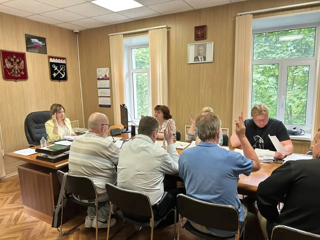 📍Провела в Юкковском поселении совет депутатов. 

На внеочередном заседании рассмотрели отчет об ис