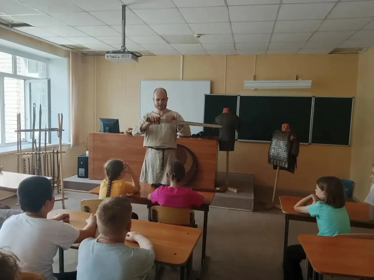 «Когда оживает история»

15 июня 2026 года в пришкольном лагере «Сказка» произошло удивительное собы
