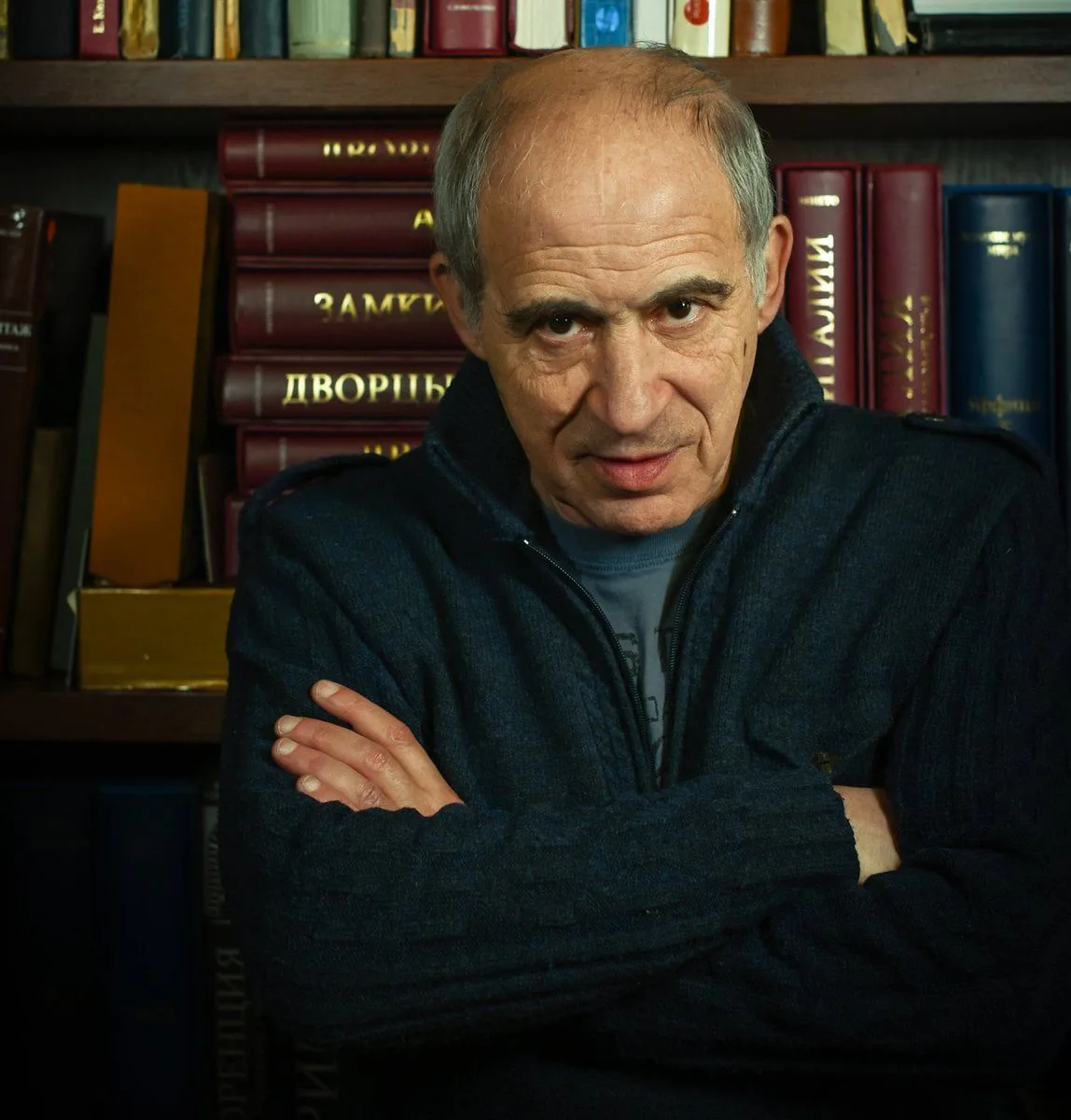 оЛицеТворение / Лица современной русской литературы
Ефим Бершин  страдательно сосредоточен на фигуре