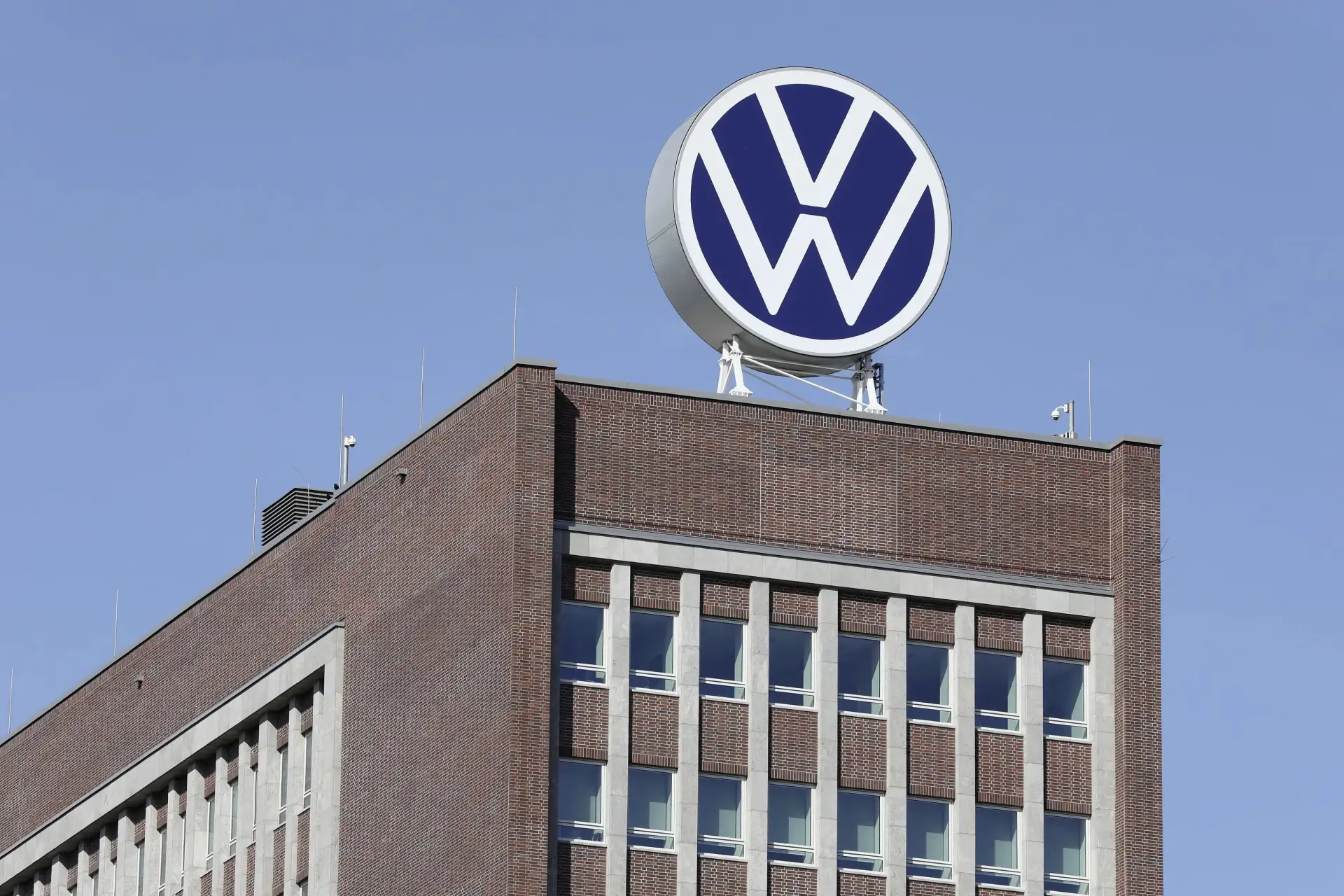 Volkswagen затягивает пояса и готовится к жесткой экономии

Текущая бизнес-модель не приносит достат