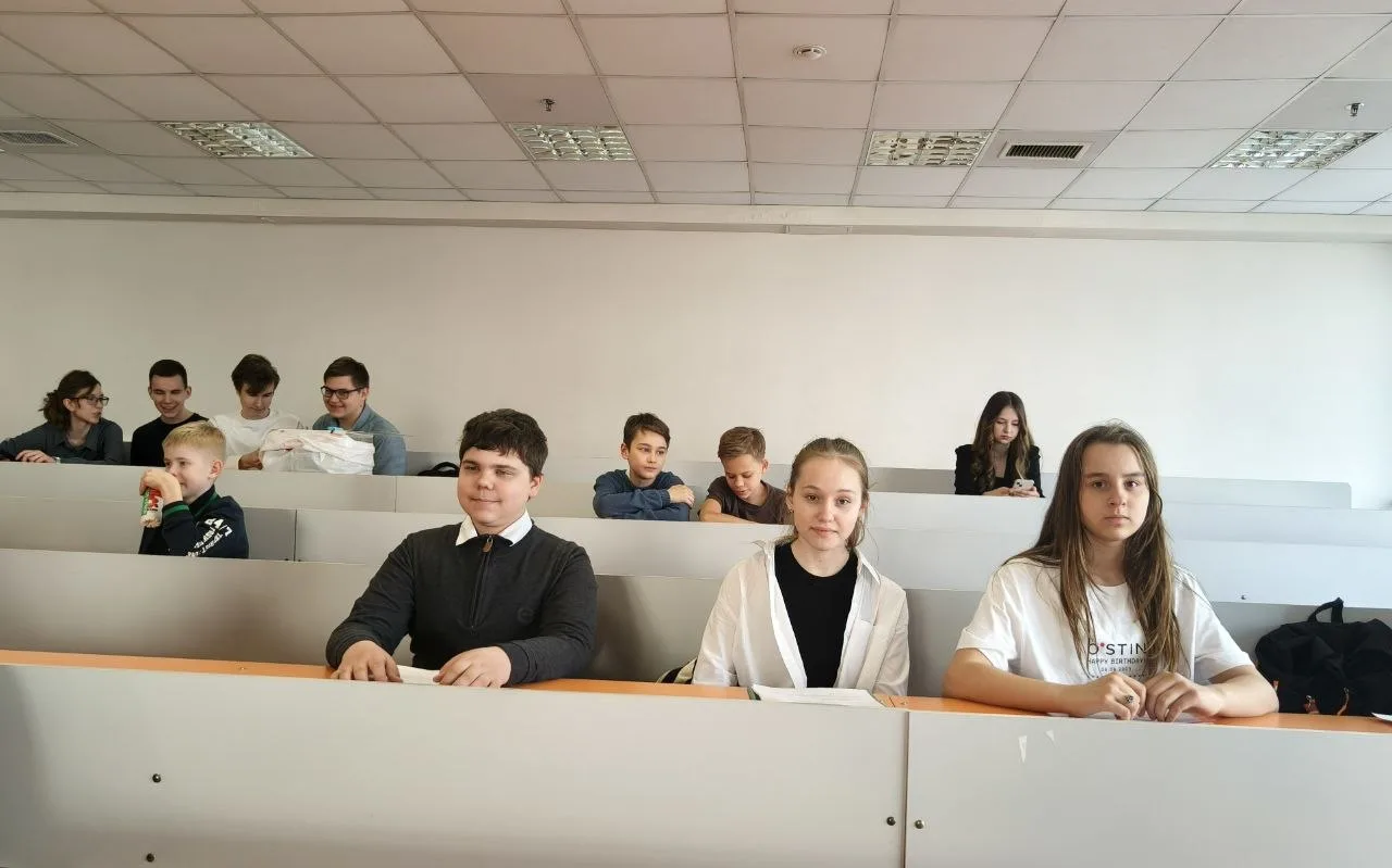 🧪 Наши ребята покорили «Будущее науки и технологий» в Плехановском университете

🏛 В Плехановском 