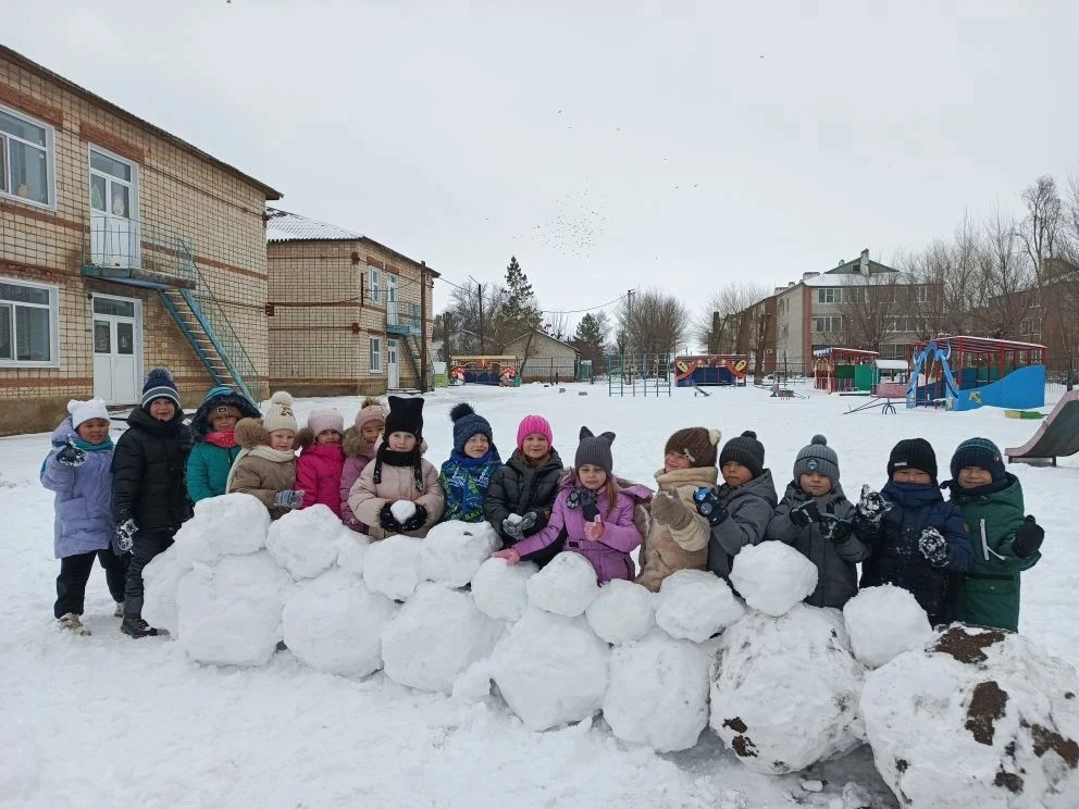 ❄❄❄ВОТ И ДОЖДАЛИСЬ СНЕГА! 

Зима пришла с радостью зимних забав . ☃️ Красные щеки от мороза — призна