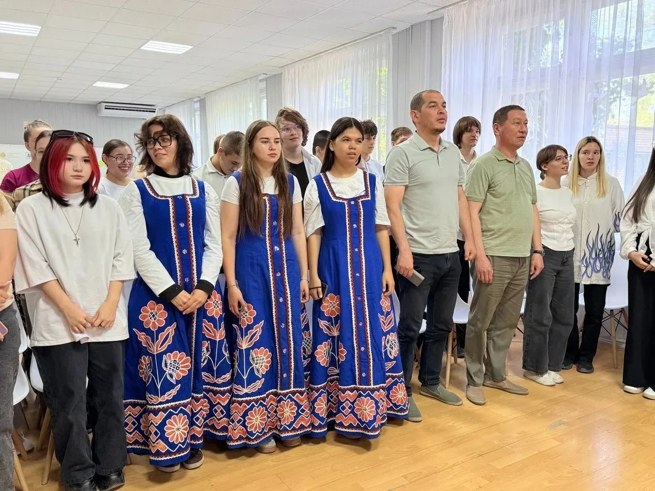 В преддверии Дня России, в Астраханском колледже индустрии красоты, совместно с Астраханским техноло
