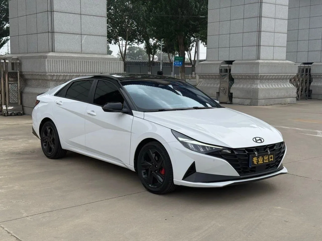 Куплен в Китае для заказчика:

Hyundai Elantra 2022 года
▫️ Объем двигателя: 1,5л / CVT / 2WD
▫️ Про