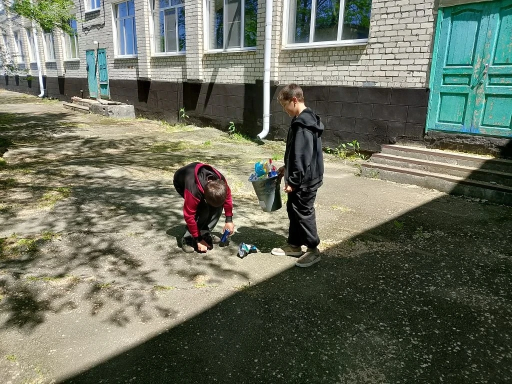 5 июня- Всемирный день окружающей среды,поэтому сегодняшний день в лагере " Радуга" был посвящен име