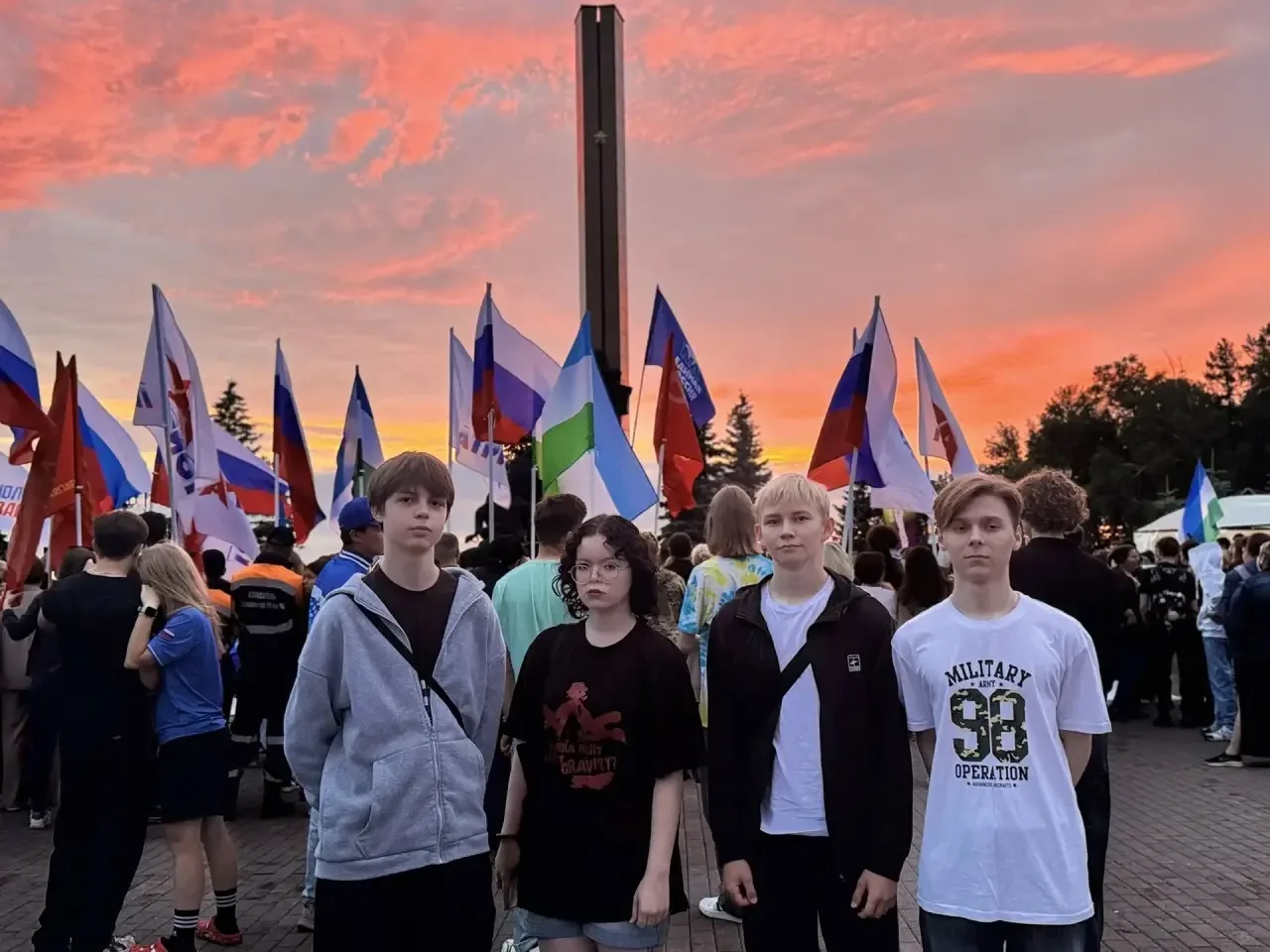 Накануне Дня памяти и скорби студенты нашего колледжа вместе с преподавателем Александрой Мирошничен