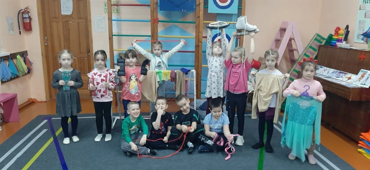 "Зимние виды спорта" - под таким названием прошла третья неделя января. Дети старшей и подготовитель