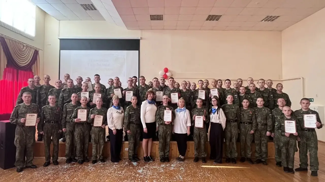 📅6 мая 2026 года, в преддверии 81-й годовщины Великой Победы, кадеты 8-х и 10-х классов погрузились