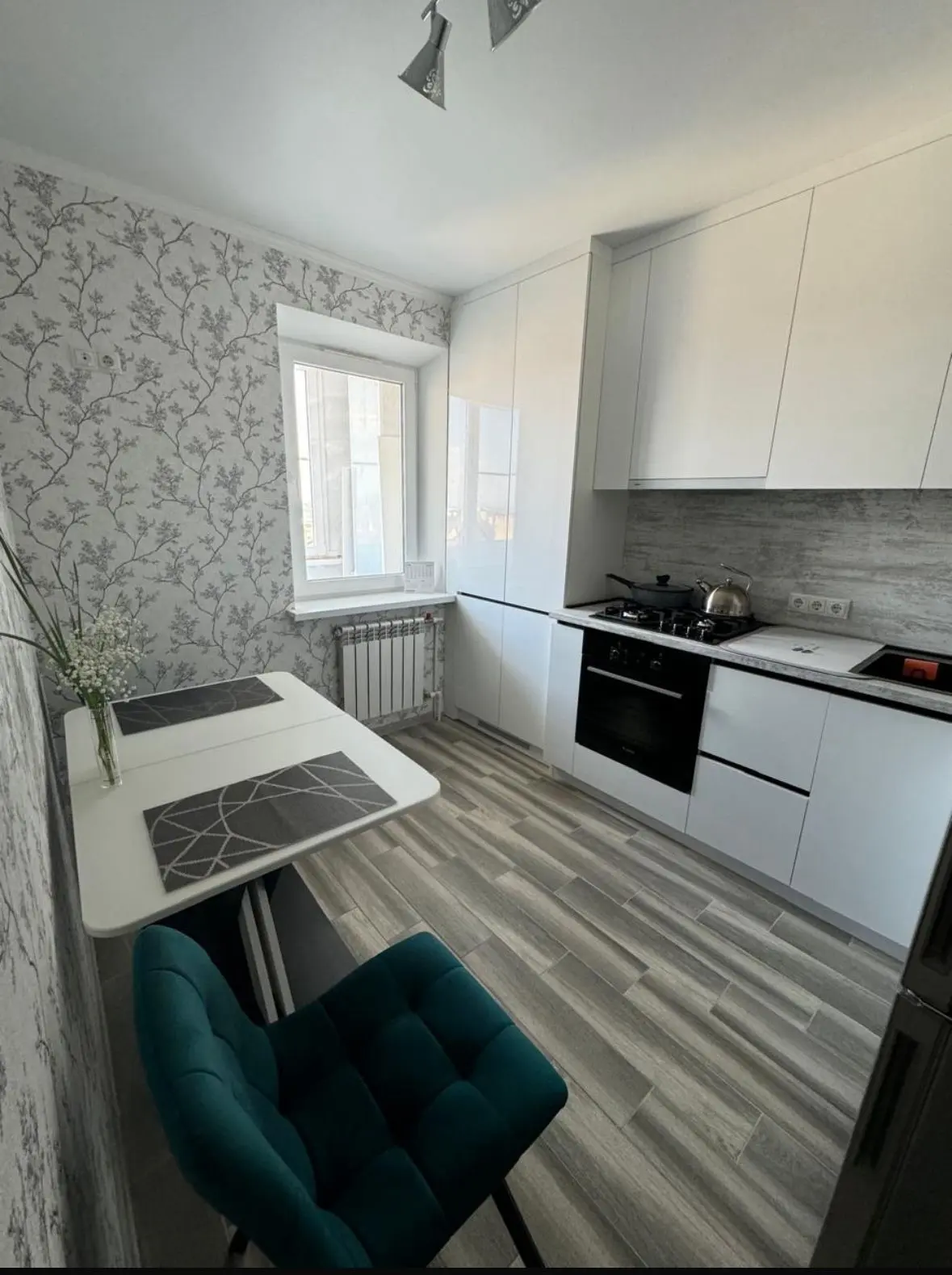 Сдаётся 1к квартира , 40 кв.м , 
📍по ул.Степана Разина , рядом вся инфраструктура. 
Индивидуальное 