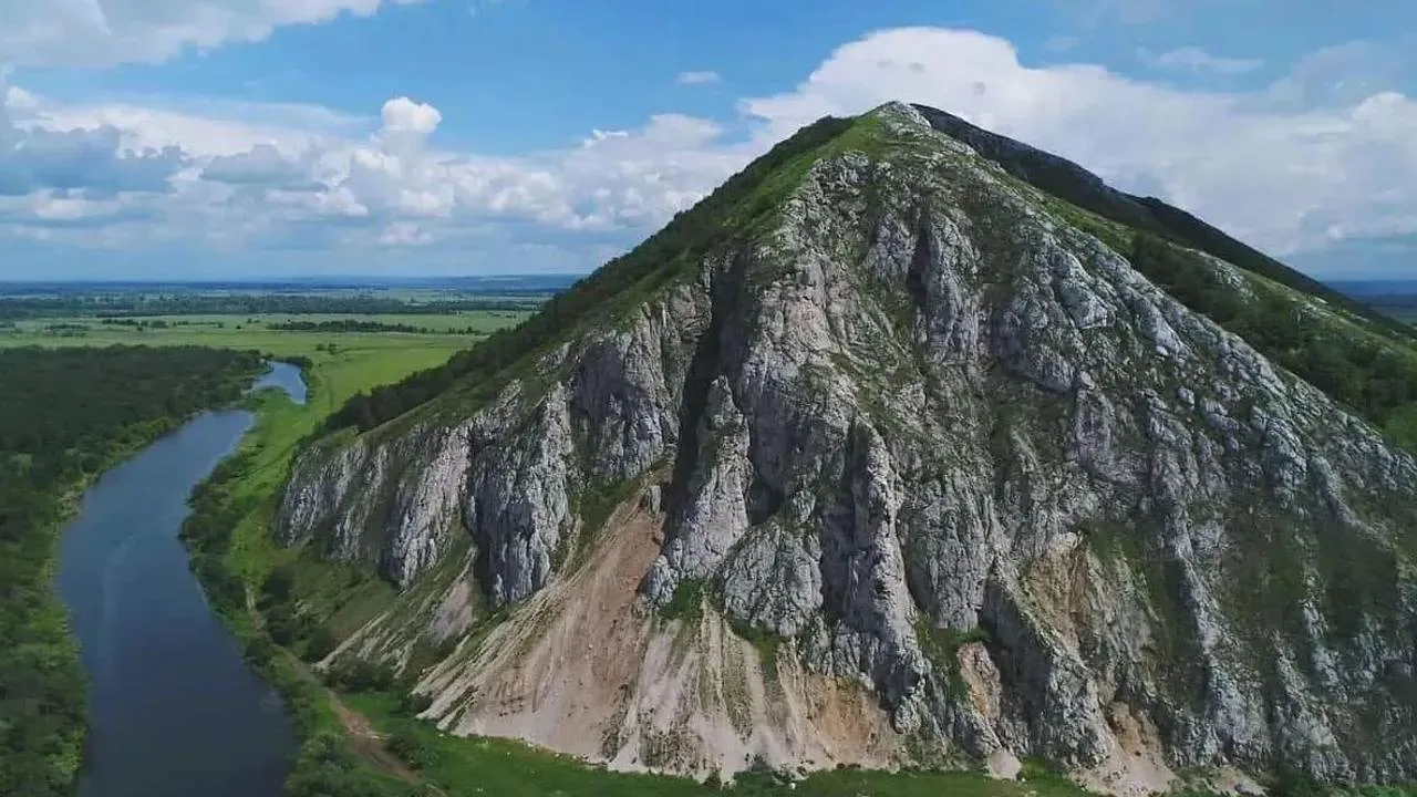 Башкирия заняла 13-е место в рейтинге туризма России
На оперативном совещании правительства в ЦУР Ба
