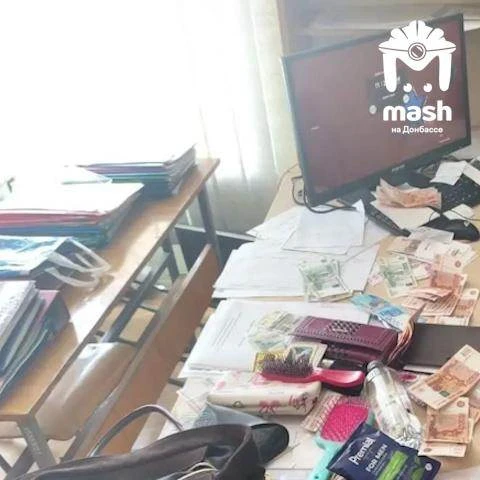 Преподаватель колледжа в Макеевке продавала дипломы и зачёты

По версии Следкома ДНР, с марта по май
