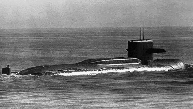 В 1967 году ВМФ СССР получил головной корабль проекта 667А «Навага» — первый в мире серийный атомный