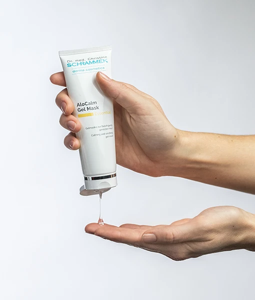 1.Alocalm Gel Mask\Охлаждающая маска с Алоэ Вэра 

Активные ингредиенты:  Алоэ Вера  60%, гиалуронов