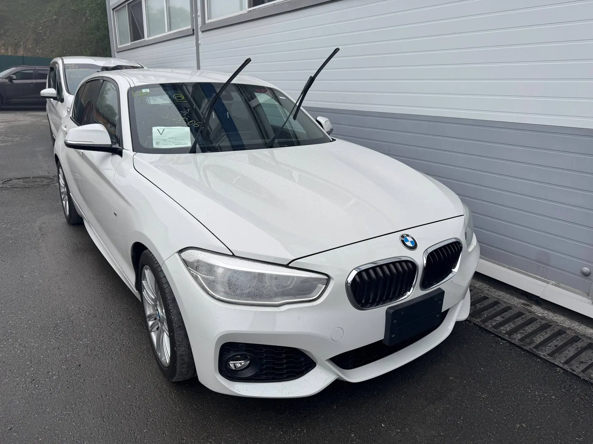 Куплен в Японии для заказчика.
На стоянке во Владивостоке.


BMW 1 SERIES  2016 года
▫️Объем двигате