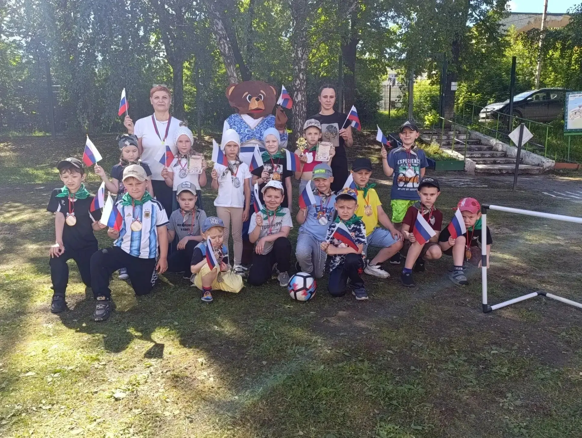 Футбол в детском саду: праздник спорта, дружбы и побед!⚽

     🎉19 июня в нашем детском саду прошло