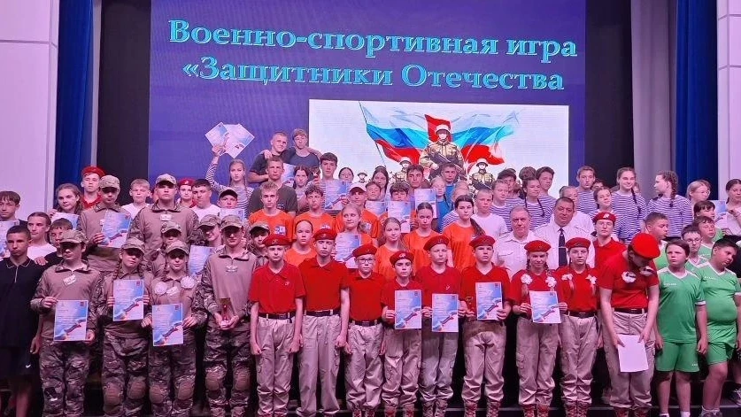 🇷🇺 Наши «Защитники Отечества»: Серебро у «Факела»!
11 июня в Центре образования «Тургиново» прогре